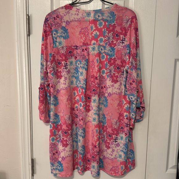 NWOT DEAR SCARLETT Floral Pink and Blue Women's Cardigan - Picture 6 of 9